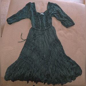 Just Cruising elegant stonewashed green dress features a stylish lace-up corset